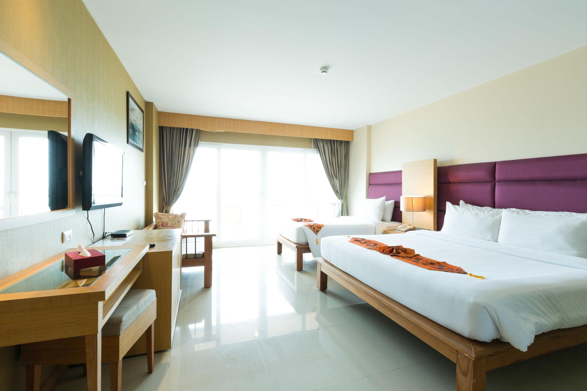 Royal Phala Cliff Beach Resort Ban Chang (Rayong) Exterior foto