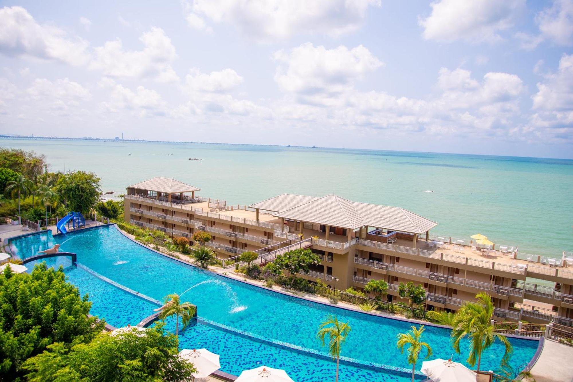 Royal Phala Cliff Beach Resort Ban Chang (Rayong) Exterior foto
