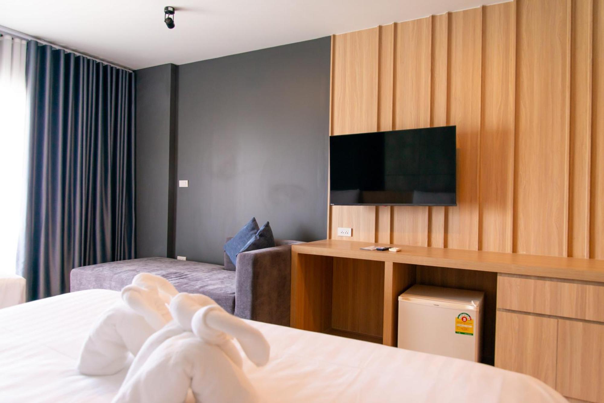 Royal Phala Cliff Beach Resort Ban Chang (Rayong) Exterior foto