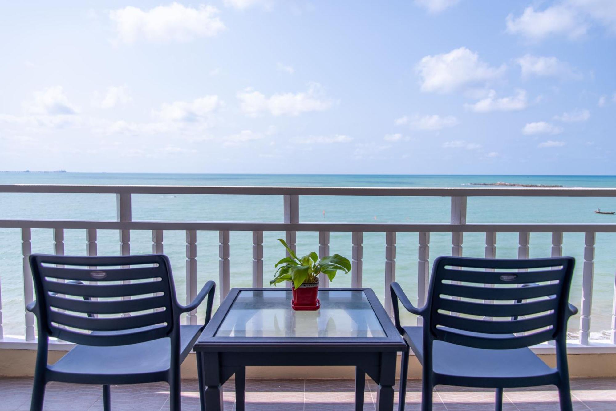 Royal Phala Cliff Beach Resort Ban Chang (Rayong) Exterior foto